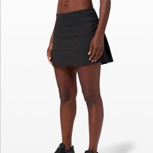Lululemon pace rival skirt